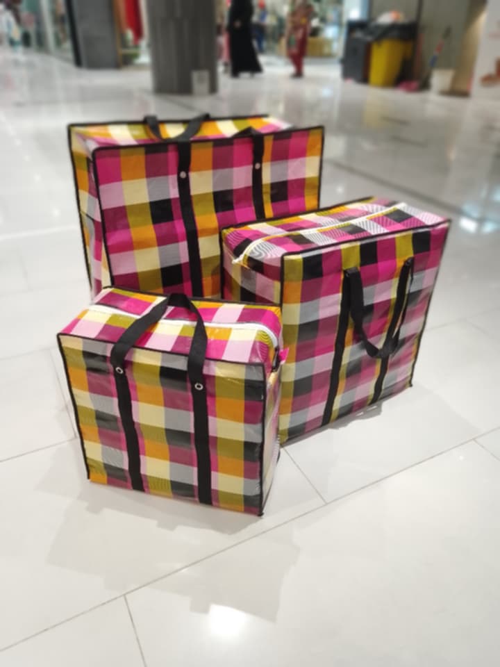 Pack Of 3 Storage Bags (Small,Medium,Large) Durable Zippered Comforters, Blankets, Clothes, & Bedding