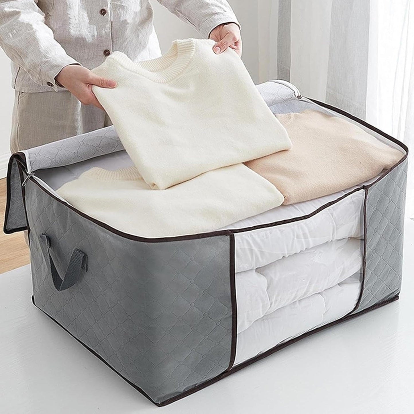 Clothes Storage Bag 90L Large Capacity Solution Organizer for Clothes, Duvets, Comforters, Blankets, Bedding with Zip and Clear Window Reinforced Handle Thick and Breathable